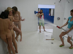 Rubia, Residencia universitaria, Dominacion femenina, Divertido, Lesbiana, Fiesta, Adolescente, Juguetes