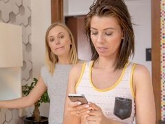 Culo grande, Lesbiana, Lamidas, Lencería, Masturbación, Coño, Estriptis, Adolescente