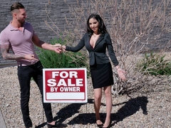 Closing The Deal With Her Coochie