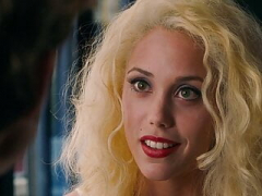 Blonde, Célébrité