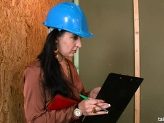 Bruinharig, Sperma in mond, Sperma shot, Seksspeelgoed, Masturbatie, Slipje, Satijn, Tieten likken