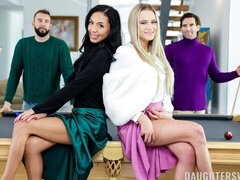 Culo grande, Verga grande, Tetas grandes, Hija, Estilo perrito, Cuadrupleta, Flaco, Adolescente