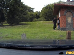 In den arsch, Arsch, Fesselspiele, Auto, Fingern, Lecken, Spielzeuge, Uniform