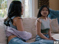 18 летние, Азиатки, Минет, Глубокая глотка, Секс без цензуры, Киски, Жесткий секс, Втроем