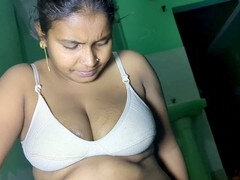 18 jaar, Enthousiasteling, Anaal, Kont naar mond, Biseksueel, Stel, Huisvrouw, Indisch