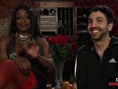 Anaal, Gebondenheid, Diep in de keel, Dominatie, Zwart, Dominante vrouw, Gapende, Voorbinddildo