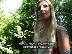 Amerikaans, Blond, Pijpbeurt, Latijnse vrouw, Buiten, Penis, Doordringend, Tieten likken