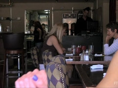 Doppelpenetration, Faustfick, Sporthalle, Massage, Öffentlich, Solo, Sport