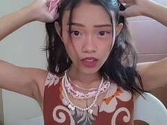 Asiatisch, Grosser schwanz, Blasen, Filipina, Zierlich, Ablutschen, Tätowierung, Titten