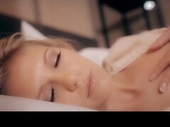 Gros cul, Gros seins, Blonde, Doigter, Masturbation, Mère que j'aimerais baiser, Chevaucher, Solo