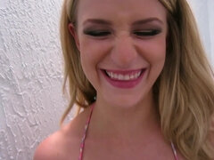 Enthousiasteling, Badpak, Blond, Pijpbeurt, Hardcore, Huisgemaakt, Buiten, Tiener