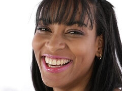 18 летние, Жопа, Брюнетки, Мастурбация, Натуральные сиськи, Короткая стрижка, Тощие, Стриптизерша