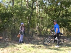 18 jaar, Pijpbeurt, Bruinharig, Sperma shot, Lul, Sperma in gezicht, Hardcore, Pissen