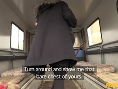 Auto, Paar, Bauernhof, Freundin, Handjob, Polizei, Pov, Uniform