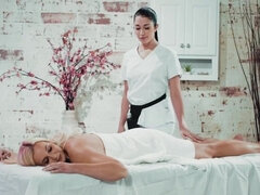 美女, エロティック, 顔面騎乗, レズビアン, なめる, マッサージ, 淫乱熟女, コキ