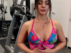 Tru Kait gets horny in the gym and plays with herself