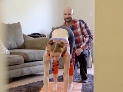 Anal, Cul, Sucer une bite, Papa, Faciale, Hard, Seins naturels, Rousse roux