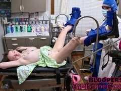 Amerikanisch, Hinter den kulissen, Arzt, Prüfung, Handschuhe, Orgasmus, Zierlich, Jungendliche (18+)