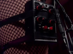 Amarrada, Consolador, Rostro sentado, Látex, Lesbiana, Castigada, Coño, Esclavo