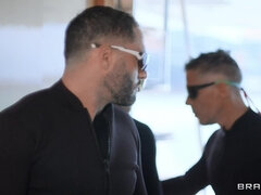 In den arsch, Vollbusig, Doppelpenetration, Gruppe, Hardcore, Hd, Titten, Nass