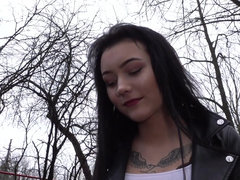 Arsch, Schwarz, Hundestellung, Handjob, Jeans, Leder, Piercing, Tätowierung