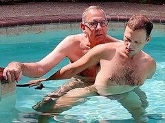 Verga grande, Papá, Gay, Verga enorme, Al aire libre, Piscina, Bajo el agua