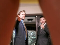 Blasen, Braunhaarige, Handjob, Lecken, Milf, Rasiert, Tätowierung, Titten