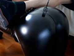 Bondage discipline sadomasochisme, Dominante vrouw, Vernedering, Latex, Masseren, Nylonstof, Rubebrstof, Slaaf