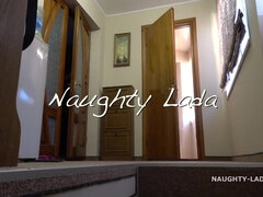 Большие сиськи, Брюнетки, Грудастые, Милф, Мамочка, На природе, На публике, Сиськи