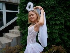 Cul, Blonde, Éjaculer dans la bouche, Tir de sperme, Branlette thaïlandaise, Jarretelles, Adolescente, Jouets
