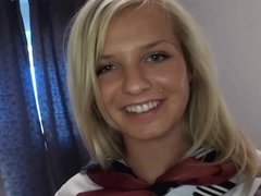 Asiatisch, Blondine, Blasen, Spermaladung, Tschechisch, Hardcore, Interrassisch, Uniform