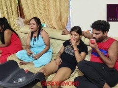 18 ans, Amateur, Derrière les coulisses, Sucer une bite, Éjaculer dans la bouche, Fait maison, Indienne, Embrassement