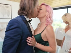 アナル, ベッドルーム, デカ尻, デカチン, デカパイ, 淫乱熟女, 三人, 結婚式