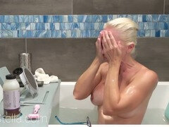 Amateur, Cuarto de baño, Entre bastidores, Casero, Enorme, Pequeña, Sexo soft, Tetas