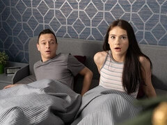 18 jaar, Mooi, Grote lul, Pijpbeurt, Bruinharig, Hondjeshouding, Natuurlijke tieten, Tieten likken