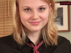 Amateur, Blonde, Lingerie, Masturbation, Élève, Adolescente, Nénés, Vierge