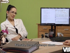 18 años, Morena, Acercamiento, Checa, Gafas, Hd, Hijo, Adolescente