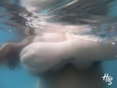 Tetas grandes, Bikini, Erótico, Fetiche, Monstruo, Piscina, Pov, Bajo el agua