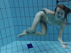 Klein, Tiener, Tieten likken, Onderwater