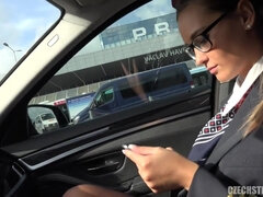 Arsch, Blasen, Aufs gesicht abspritzen, Brille, Im freien, Pov, Öffentlich, Stewardess