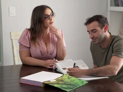 Linda, Gafas, Sexo duro, Enorme, Realidad, Montar, Medias largas, Estudiante