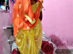 DESI VILLAGE BHABHI GETS NUDE IN FRONT OF DEVAR