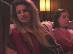 Chica, Culo grande, Rubia, Maduro, Pequeña, Coño, Trio, Clasico