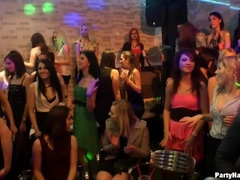 Verga grande, Rubia, Vestidas, Loco, Bailar, Polla, Lencería, Chupando