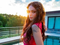 Blonde, Sucer une bite, En levrette, Branlette thaïlandaise, Naturelle, Piscine, Maigrichonne, Adolescente