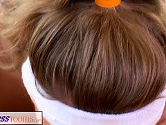 Tussi, Tschechisch, Fingern, Hd, Lesbisch, Muschi, Sport, Zug