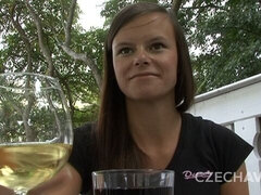 Leie, Blasen, Braunhaarige, Hundestellung, Handjob, Selbstgemacht, Jungendliche (18+), Titten