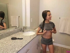 Cul, Brunette brune, Queue, En levrette, Hard, Énorme, Maigrichonne, Adolescente