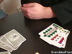 Mamie, Groupe, Branlette thaïlandaise, Seins naturels, Réalité, Rousse roux, Se déshabiller, Plan cul à trois