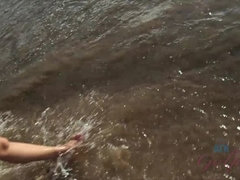 Leie, Strand, Bikini, Blondine, Freundin, Nackt, Im freien, Zierlich
